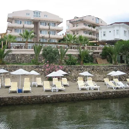 Hotel Cunda Panorama 2*