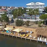 Cunda Panorama מלון 2*