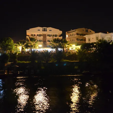 Хотел Cunda Panorama Аявали