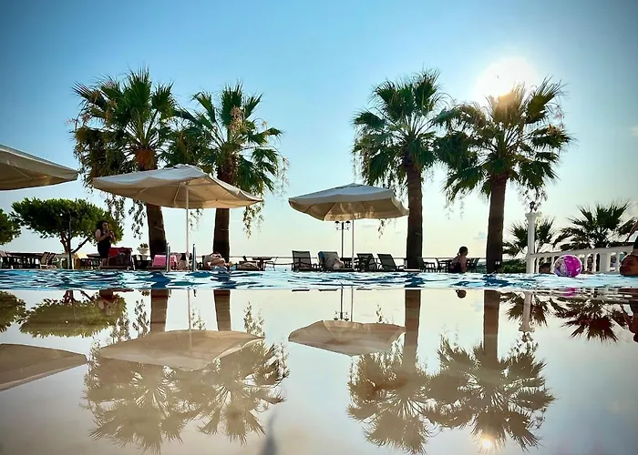 Cunda Panorama Szálloda 2*