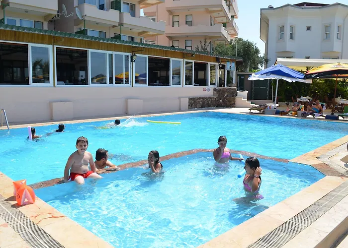 Hotel Cunda Panorama 2*