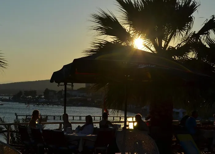 Cunda Panorama Szálloda 2*